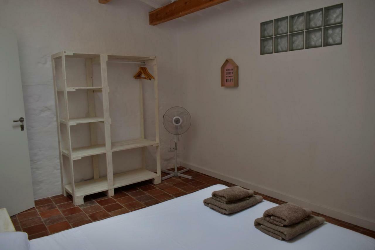 Refugi Biniati Vell Vandrarhem Sant Lluis Exteriör bild